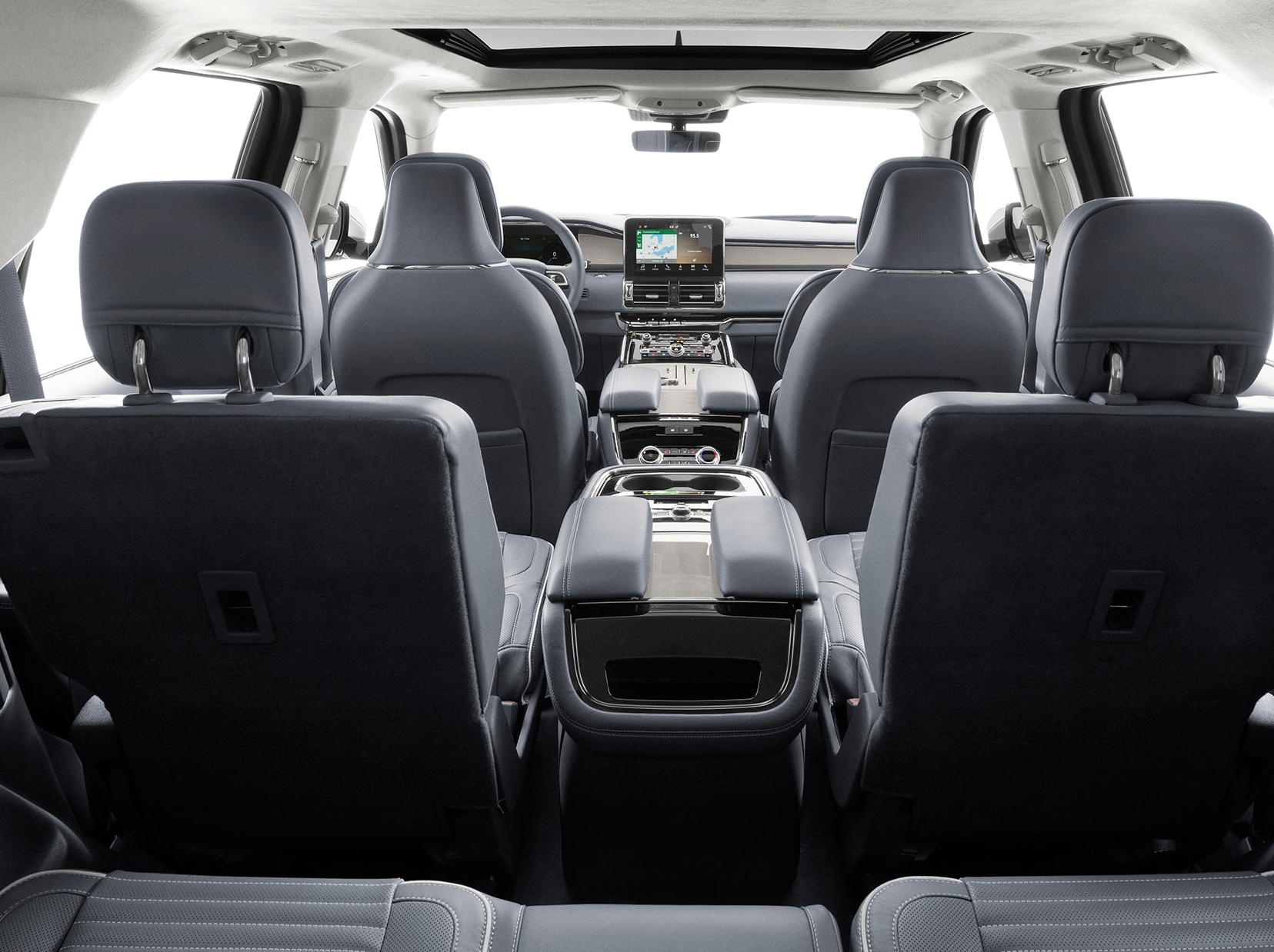 Lincoln-Navigator-Interior-backseat